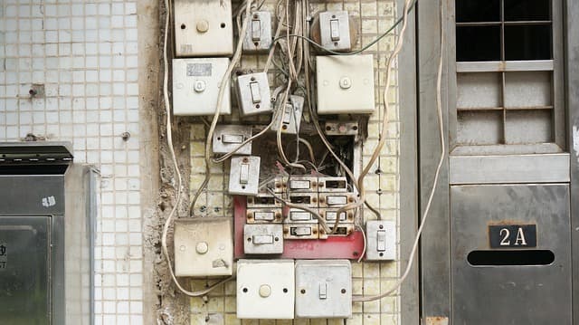 Les Erreurs à Éviter Lors de l'Achat d'Équipement Électrique
