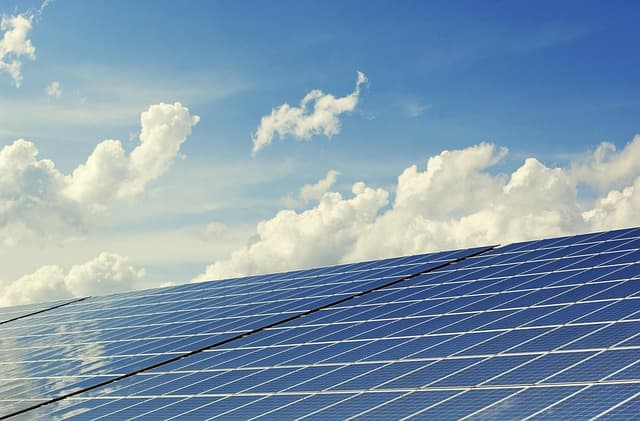Comment Choisir un Système de Gestion Énergétique Électrique