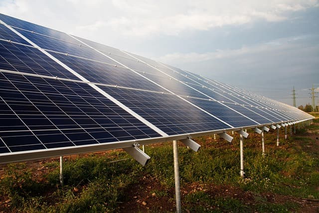 Comment Choisir un Équipement Électrique Écologique et Efficace